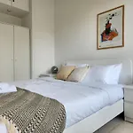 Sunny Eclectic 3Br House In Gemmayze