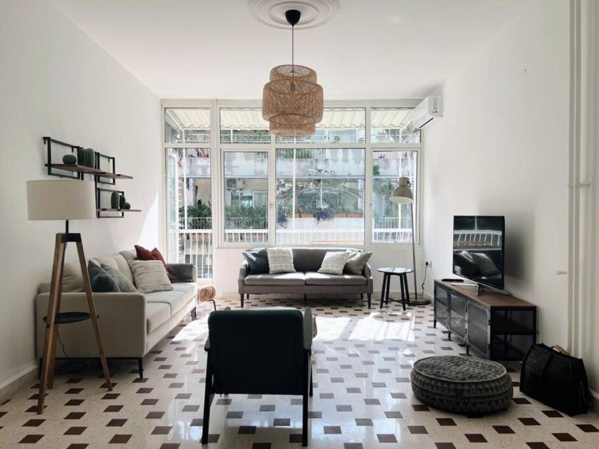 Sunny Eclectic 3br House In Gemmayze Holiday home