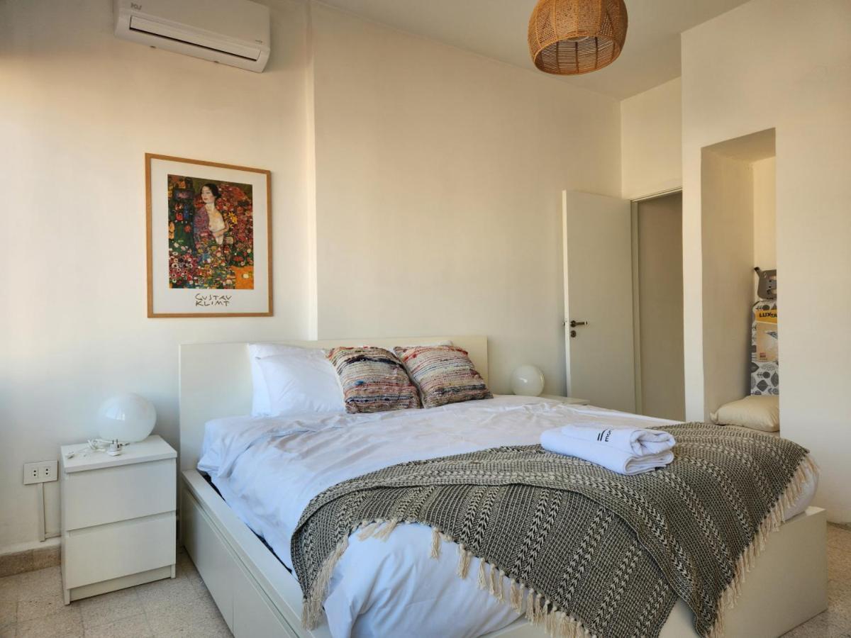 Sunny Eclectic 3br House In Gemmayze Beirut